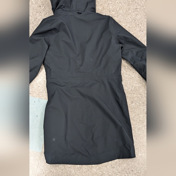 Lululemon Rain rebel insulated jacket - Picture 5 of 13
